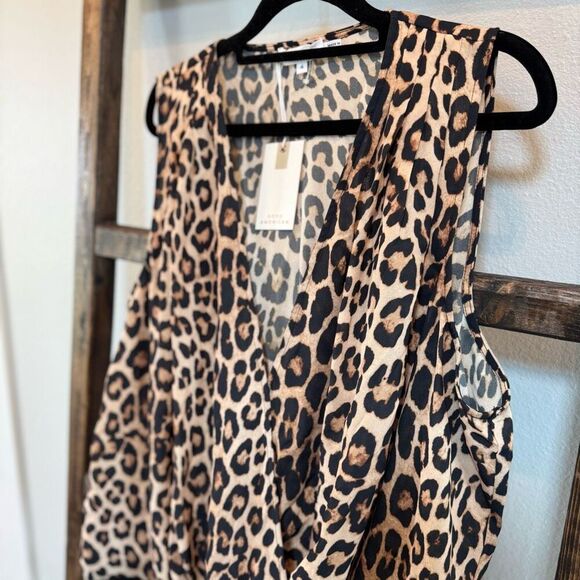 NWT Good American Georgette Wrap Leopard Bodysuit - Picture 5 of 8
